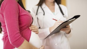 Baru Satu Jam Tahu Dirinya Hamil, Seorang Wanita Melahirkan