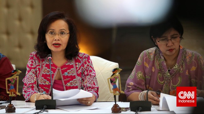 Tak hanya mempertimbangkan hasil tes obyektif dan hasil penilaian makalah, Pansel juga mempertimbangkan para calon berdasarkan tanggapan masyarakat.