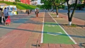 Pyongyang Buat Jalur Khusus Sepeda