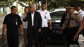 OC Kaligis Masih Pertimbangkan Ajukan Praperadilan
