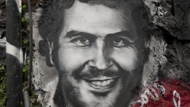 Raja Narkoba Escobar, Pernah Mau Lunasi Utang Negara-Punya Sel Pribadi Nama Pablo Escobar sudah menjadi legenda di dunia kriminal internasional, terutama perdagangan narkoba.
