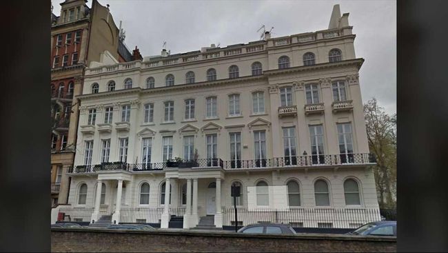 Sebuah rumah mewah di Hyde Park, Inggris, sudah dibiarkan tak berpenghuni selama tiga tahun. Bukan karena tidak nyaman, tapi harganya terlalu mahal.