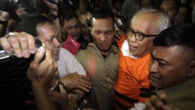 Gatot Klaim Tak Tahu Penunjukan OC Kaligis sebagai Pengacara