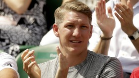 Boateng Ingatkan Basti Kritik Media Inggris Kejam