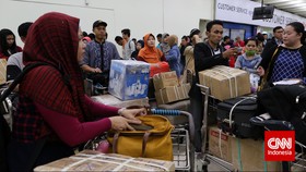 Calon Penumpang Masih Menumpuk di Bandara Soekarno-Hatta