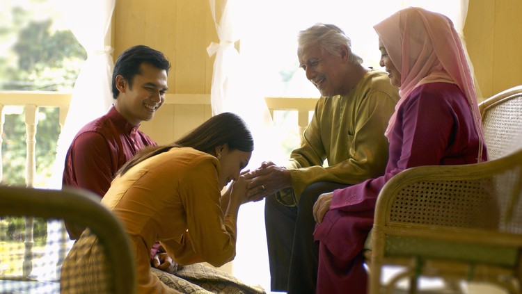 keluarga sungkem lebaran
