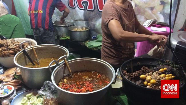 Banyak restoran makanan tradisional memberi label otentik pada makanannya, namun jangan percaya begitu saja pada klaim otentik sebelum tahu barometernya.