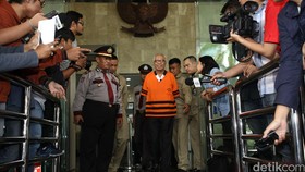 Penyakitan, OC Kaligis Menolak Diperiksa KPK