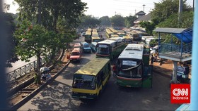 Terminal Bus Jakarta Sudah Terima 39 Ribu Orang Pendatang