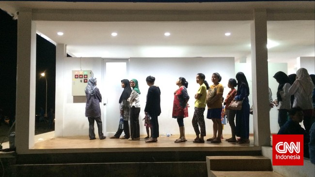 Di Indonesia sendiri banyak remaja yang malas sekali mengantre. Kamu termasuk yang mana?