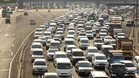 Garda Tol Cikarang Utama Gratis Jika Macet Hingga 5 KM