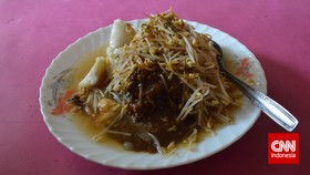 Lontong Balap, Nikmatnya Kuliner Surabaya yang Legendaris