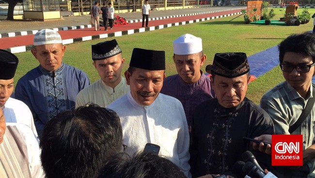 Kapolri Badrodin Haiti menyatakan bahwa baik situasi lalu lintas maupun pengamanan hari raya Idul Fitri berlangsung aman terkendali.