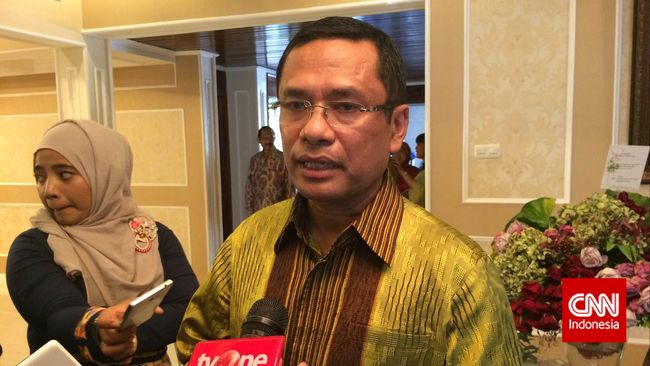 Menperin Usulkan 7 Perusahaan Terima Fasilitas Tax Holiday Sementara itu terkait pertumbuhan industri kuartal II 2015, Menteri Saleh Husin menyatakan industri nasional tetap tumbuh 5,27 persen.