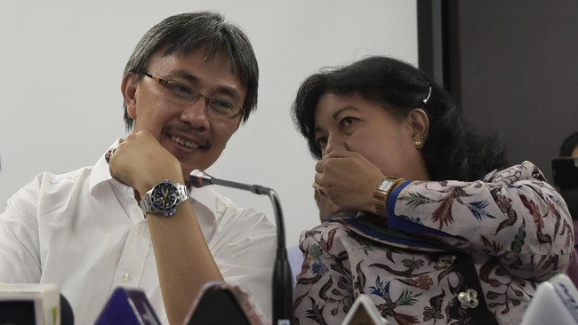 PGI meminta masyarakat tak menanggapi permintaan Saifuddin Ibrahim untuk menghapus 300 ayat Alquran.