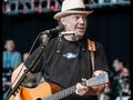 Neil Young Tuntut Trump karena Pakai Lagu untuk Kampanye