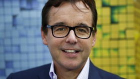 Chris Columbus Masih Penasaran Harry Potter