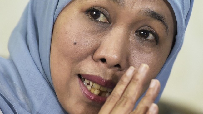 Khofifah mengatakan, sindikat narkotik memanfaatkan celah hukum bagi anak yang hanya setengah dari hukuman maksimal orang dewasa.
