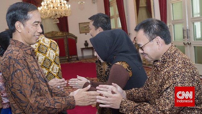 Presiden Jokowi meminta setiap keputusan terkait kepentingan masyarakat, tidak diputuskan sendiri oleh menteri teknis namun melalui rapat kabinet.