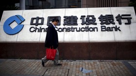 China Construction Bank Incar Naik Kelas ke Buku 3