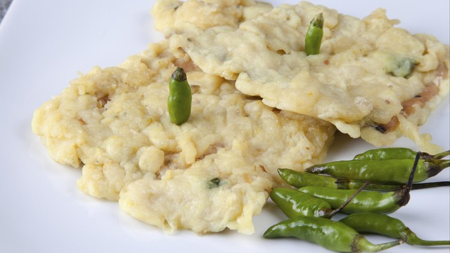 Di Jepang, ada seorang pebisnis tempe asal Indonesia yang sangat sukses bernama Rustono. 