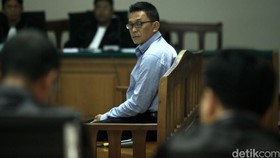 Kakak Ipar Mantan Bupati Bangkalan Divonis Dua Tahun Penjara
