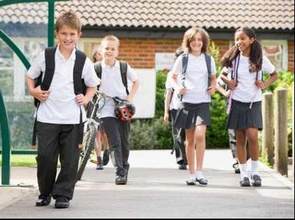 Hal-hal Ini Perlu Dipertimbangkan Saat Pilih Sekolah Anak