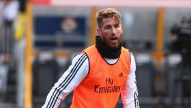 'Sergio Ramos Minta Saya Bergabung dengan Real Madrid'