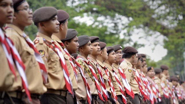 Apa yang kamu lakukan sepulang sekolah? Tidur siang yang lama atau hanya bermain gagdet? Bagaimana kalau bergabung ke kelompok ekstrakurikuler?