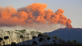 Mengenal Empat Pondok 'Misterius' di Gunung Raung