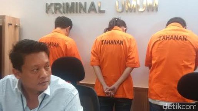 Kepala Dinas Penerangan Angkatan Darat Brigadir Jenderal Wuryanto menyatakan akan menindak anggotanya sesuai dengan prosedur militer.