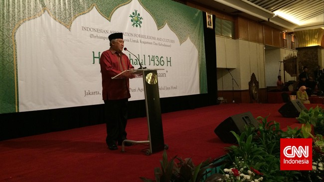 Menurut Ketua MUI Din Syamsuddin sejauh ini kerukunan agama di Indonesia cukup baik meski sedikit ternodai oleh insiden Tolikara. 