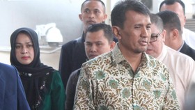 Gubernur Gatot Lelah, Absen dari Pemeriksaan KPK