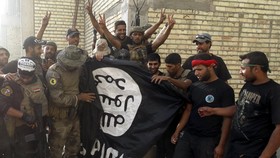 ISIS Tembak dan Penggal Kepala Dua Aktivis