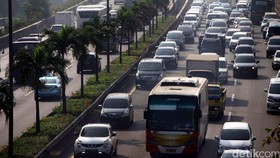 Mau Ikut Mengurangi Kemacetan?