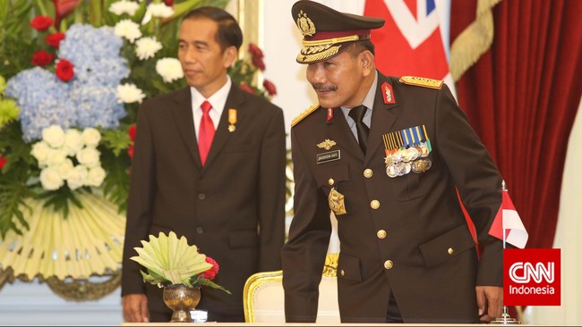Kapolri Jenderal Badrodin Haiti menyatakan tak memberi perhatian khusus terhadap laporan dugaan penghinaan Presiden yang masuk ke Bareskrim Polri pekan lalu.