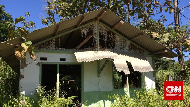 Banyak modus yang dilakukan para pemburu rente dalam proyek bendungan Jatigede. Pembangunan rumah hantu hanya salah satu.
