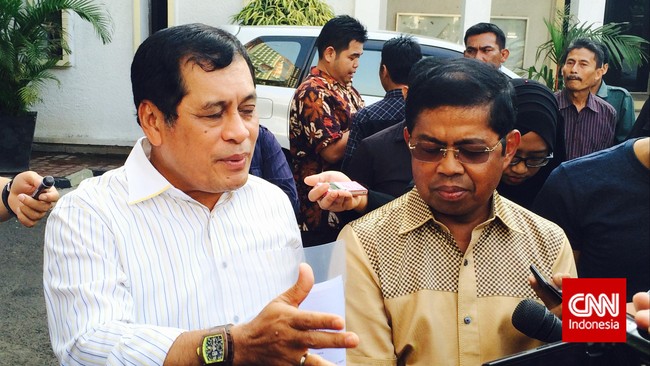 Penentuan terhadap ratusan calon kepala daerah tersebut dilakukan oleh Tim 10 bekerjasama dengan delapan lembaga survei.