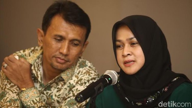 Gubernur Sumatera Utara Gatot Pudjo Nugroho dan istri mudanya, Evy Susanti, telah resmi ditetapkan sebagai tersangka oleh KPK.