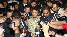 Gubernur Gatot Tiba di KPK Pukul 10.00 Pagi Ini