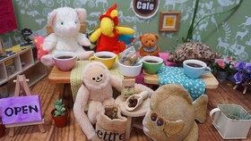Kafe Unik Khusus untuk Boneka Hewan, Tak Terima Tamu Manusia