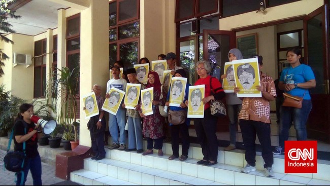 Keputusan yang diajukan penggugat imparsial kepada tergugat dinyatakan bukan soal pembebasan bersyarat kepada Pollycarpus, melainkan remisi dari Menkum HAM.