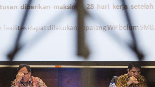 Pemerintah hanya akan memberikan insentif bagi delapan jenis industri pionir, antara lain industri berbasis hasil pertanian, perikanan dan telekomunikasi.