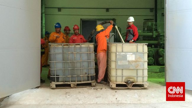 Syarat Bahasa Bagi Pekerja Asing Dihapus, RI Dukung Investor Banyak investor mengeluhkan syarat dapat berbahasa Indonesia bagi pekerja asing di RI. Ini dianggap buruk bagi iklim bisnis di tengah buruknya situasi ekonomi.