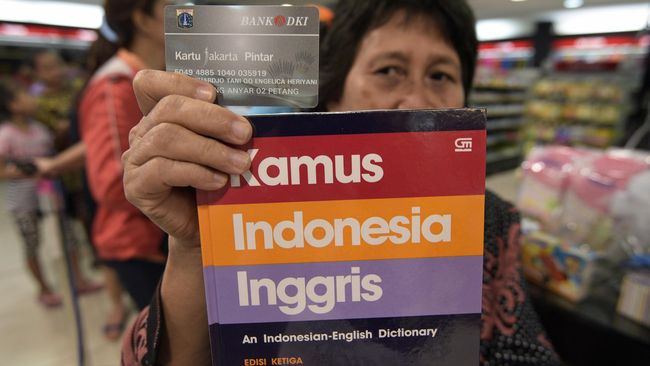 Urusan bahasa Inggris, Indonesia masih tertinggal jauh dari Singapura, Malaysia, India, bahkan Vietnam.