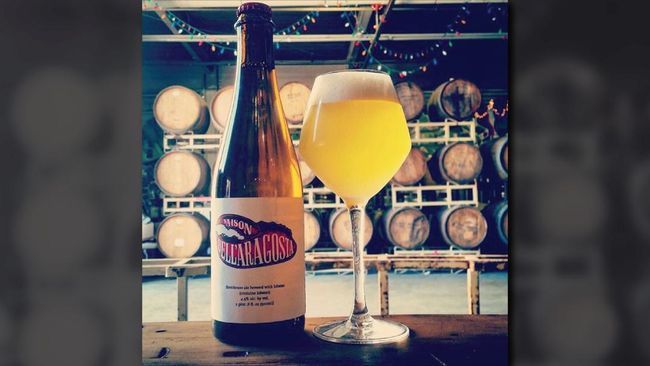 The Oxbow Brewery di Newcastle, Maine, Amerika Serikat, menyuguhkan minuman baru dengan menggabungkan dua rasa favorit di musim panas: bir dan lobster.