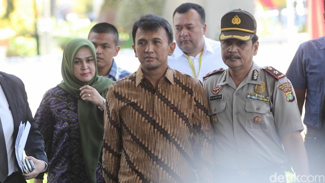 Melalui pengacaranya, Gubernur Sumatera Utara itu mengaku sempat menyatakan tak sepakat dengan ide OC Kaligis untuk menggugat ke PTUN Medan.