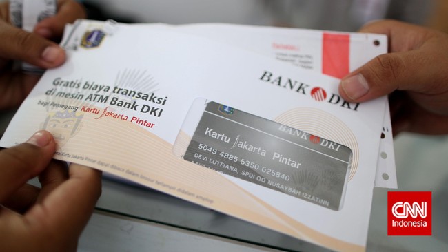 Dari hasil penelusuran LHP BPK ada salah satu siswa SD di kawasan Cempaka Putih yang terdaftar ganda KJP lantaran diusulkan oleh sekolah dan Parpol.