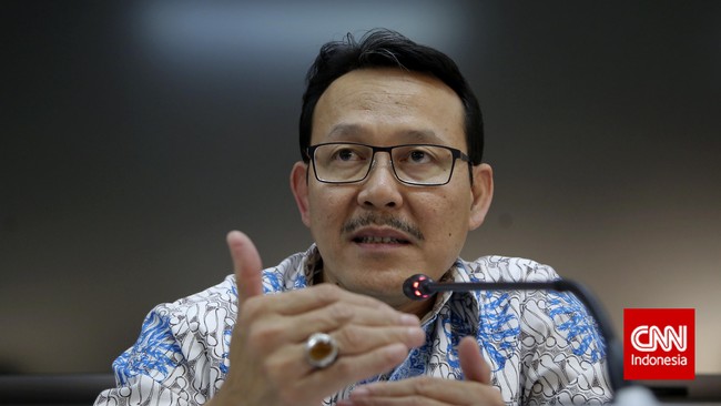 Dirut Fachmi Idris meminta pemerintah menyelesaikan aspek hukum terlebih dahulu agar BPJS Kesehatan dapat menanggung biaya perawatan pasien virus corona.