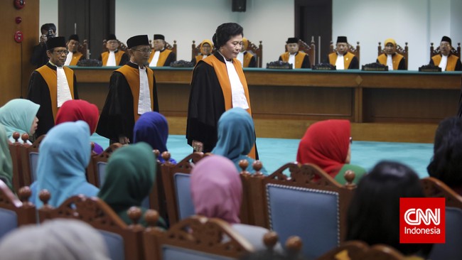 Ada lima calon hakim agung dan dua calon hakim ad hoc tindak pidana korupsi yang menjalani fit and proper test di parlemen.